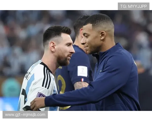 阿根廷在世界杯决赛中对阵法国的战术分析与比赛关键时刻总结